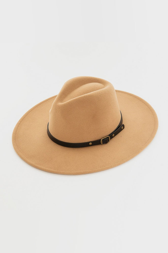 How to Style Fedora Hats
